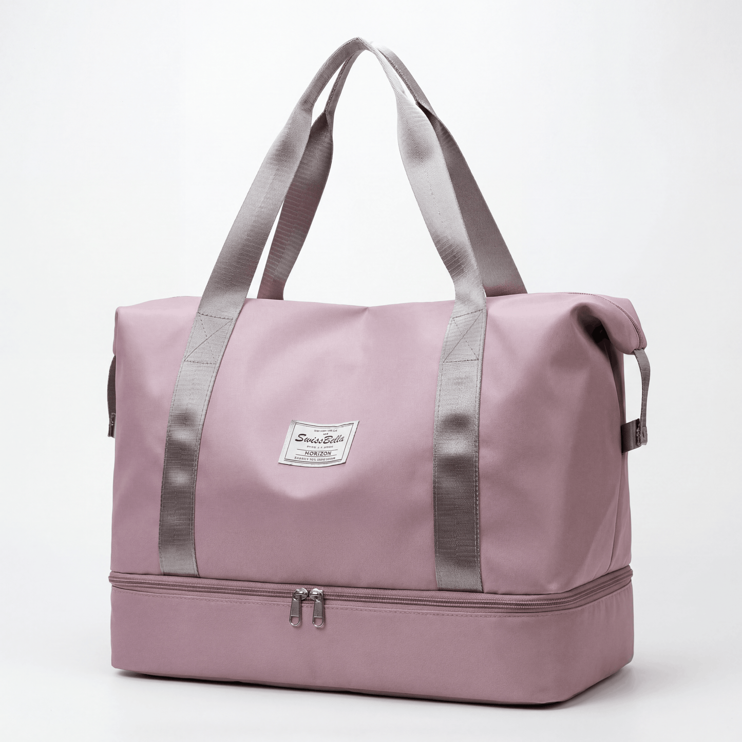 Hochwertige Studioaufnahme des SwissBella Horizon Weekenders in der Farbe Cashmere Rose auf weissem Hintergrund.